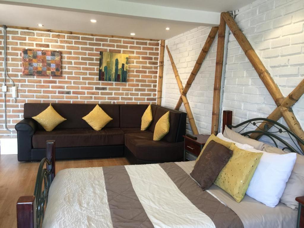 "Bambu Sierra" Cozzy Ecological Lofts Lägenhet Cuenca Exteriör bild